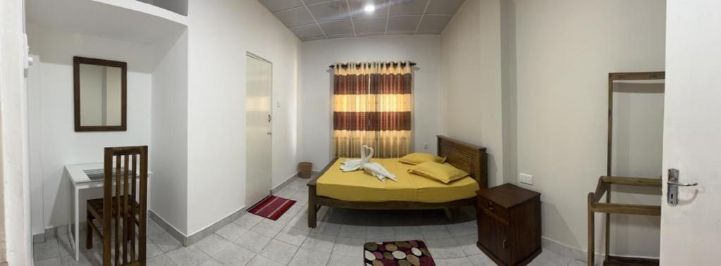 The Lake Round Guest House แคนดี้ ภายนอก รูปภาพ